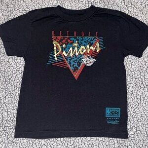 Detroit Pistons Mitchell & Ness Hardwood Classics t shirt retro logo youth sz 7